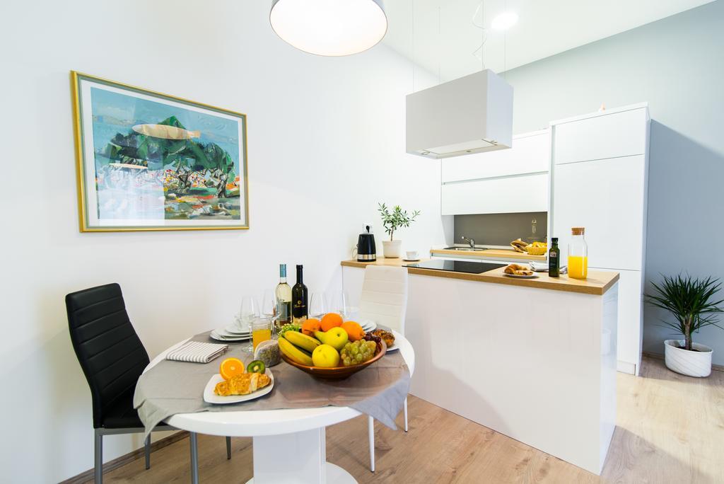 Polai Center Apartments Eksteriør bilde