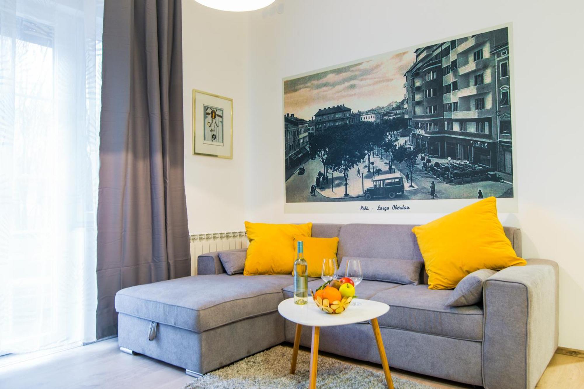 Polai Center Apartments Eksteriør bilde